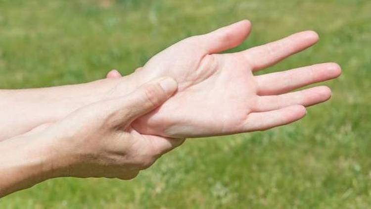  Lavabo açıcı cilde temas ederse ne yapılmalı?